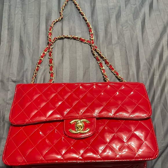 Chanel Classic Quilted Double Flap Handbag - Picture 1 of 9